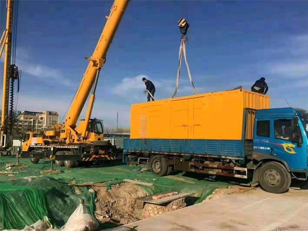 西安万科工程建设租赁一台大型静音发电