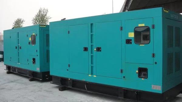 西安二手康明斯400kw大型柴油发电机组